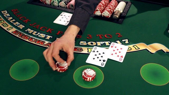 Bí quyết để đạt 21 điểm trong Blackjack